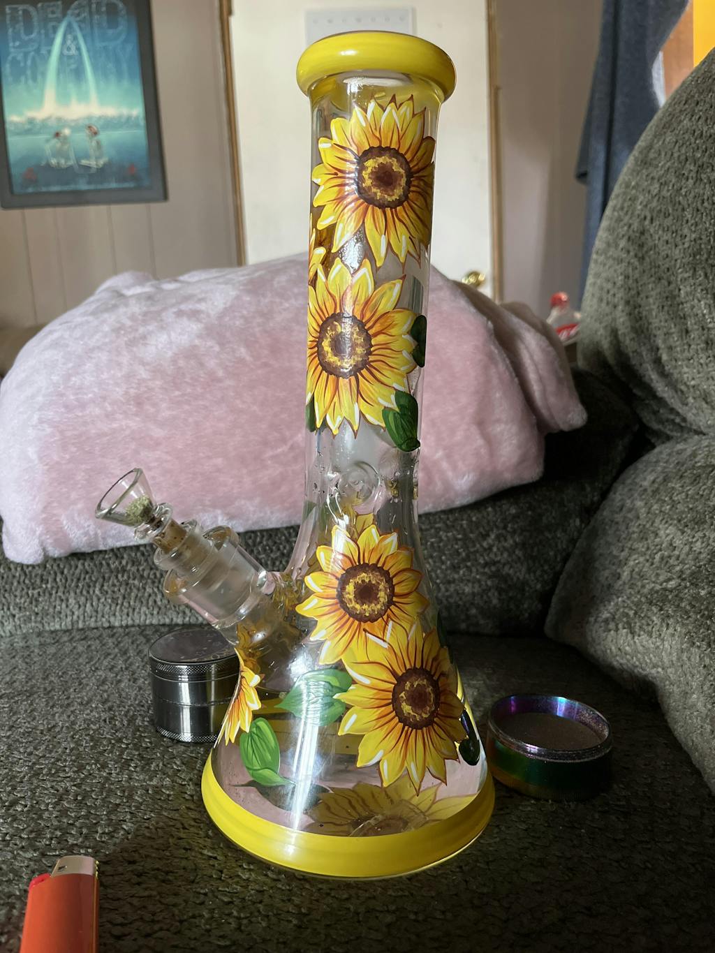 HANDPAINTED SUNFLOWER BONG – Canna Style