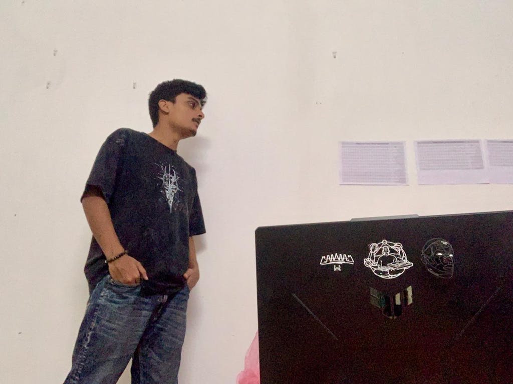 Crypted Glyph Oversized tee [ACID WASHED-BLACK ASH]