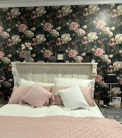Customer photo from Jeanmaire Currie's Canvas & Ivy review