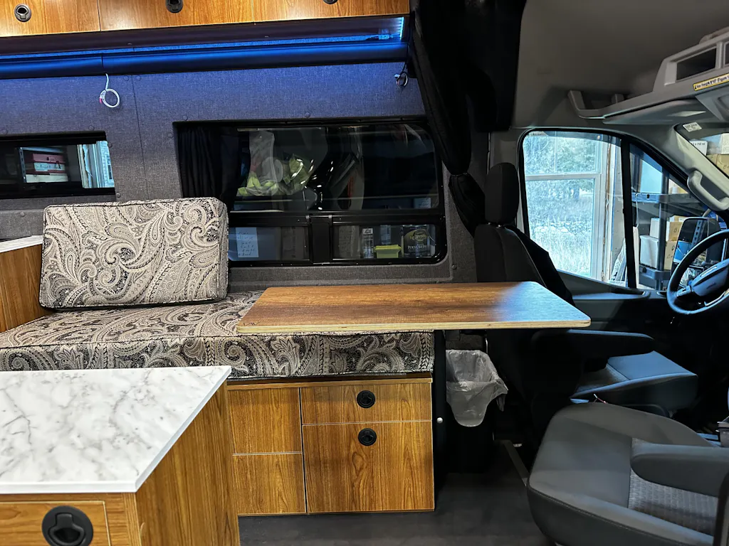 Large Universal Lagun System Table