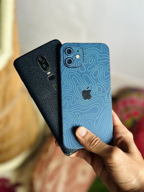 iPhone 16 Pro Skins & Wraps