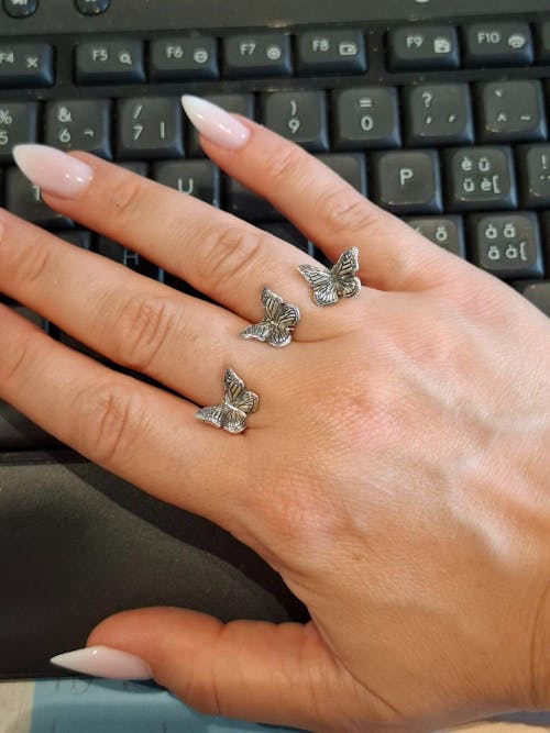 MARIPOSA- Ring mit 3 Schmetterlingen