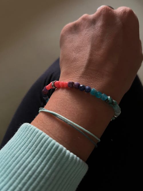 SUNSET Edelsteinarmband – türkis bis koralle – OCEAN