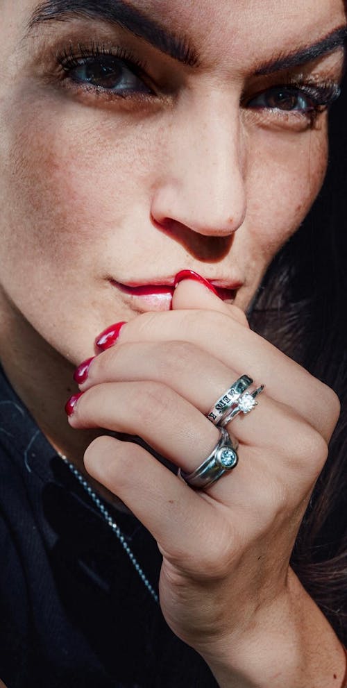 LOVEMENT – 0,5 Karat Verlobungsring mit Stein "Aurora"