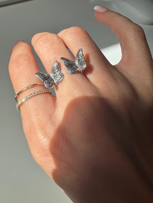 MARIPOSA- Ring mit 2 Schmetterlingen