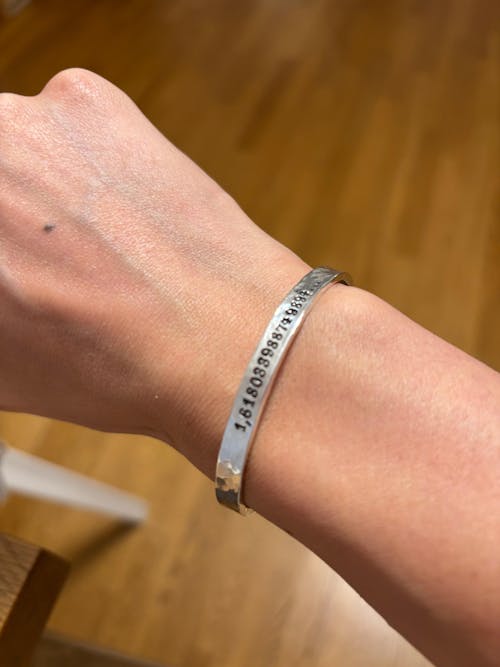 BUSTER Armreif Mini - Armband mit Gravur