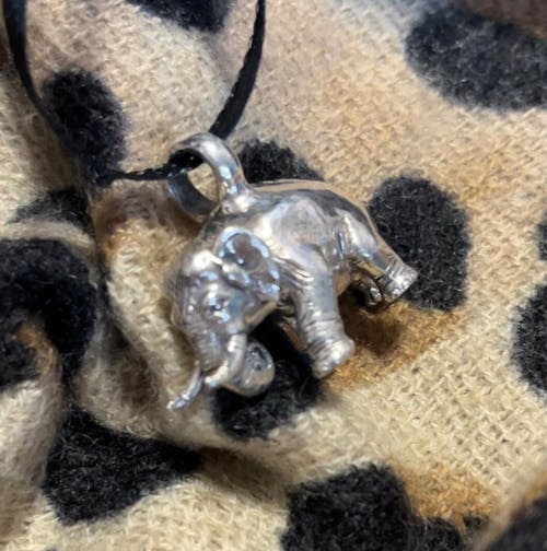 SABU - Massiver Elefant Anhänger