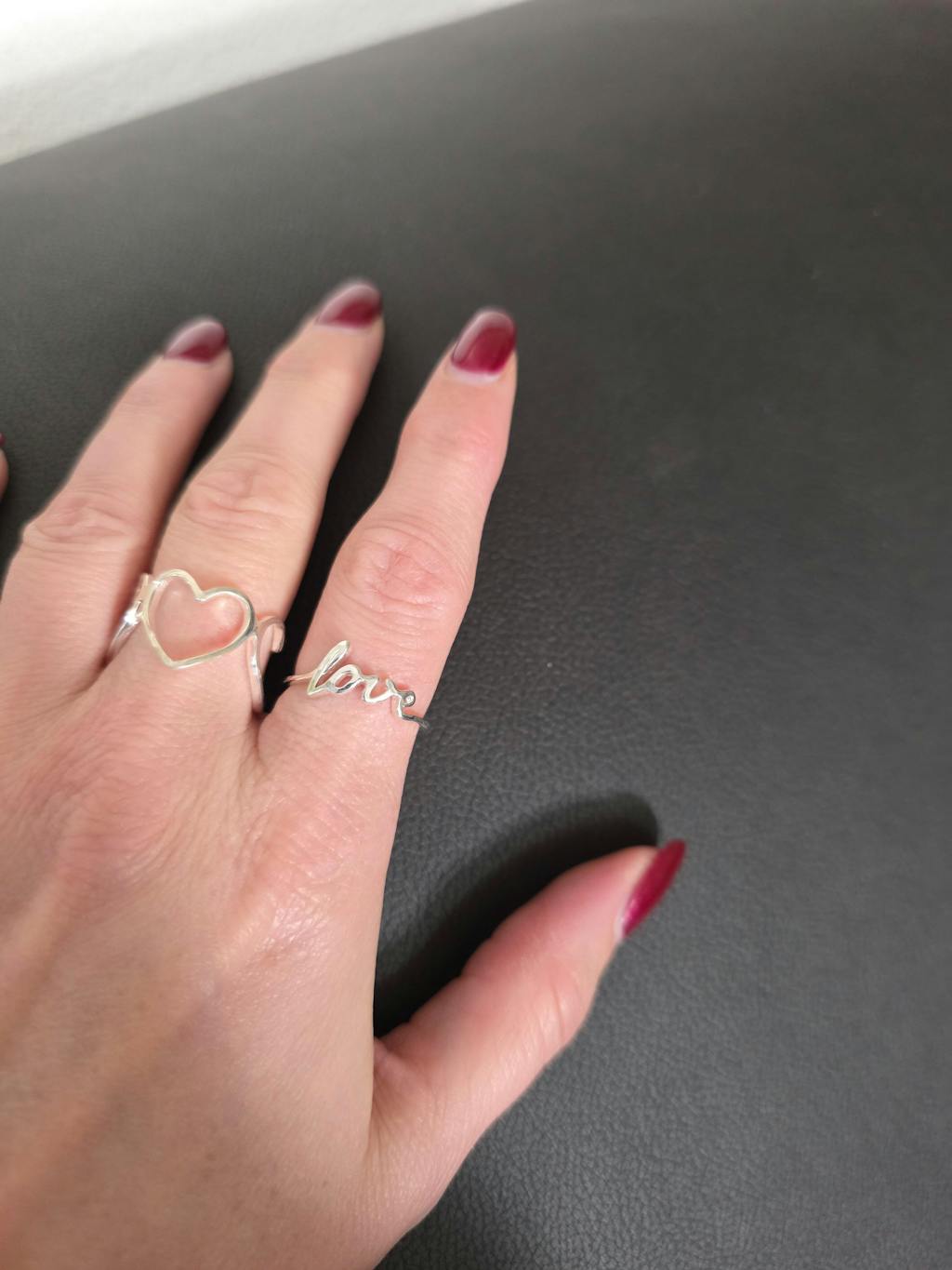 LOVE Ring - Silberring & Goldring mit LOVE Schriftzug