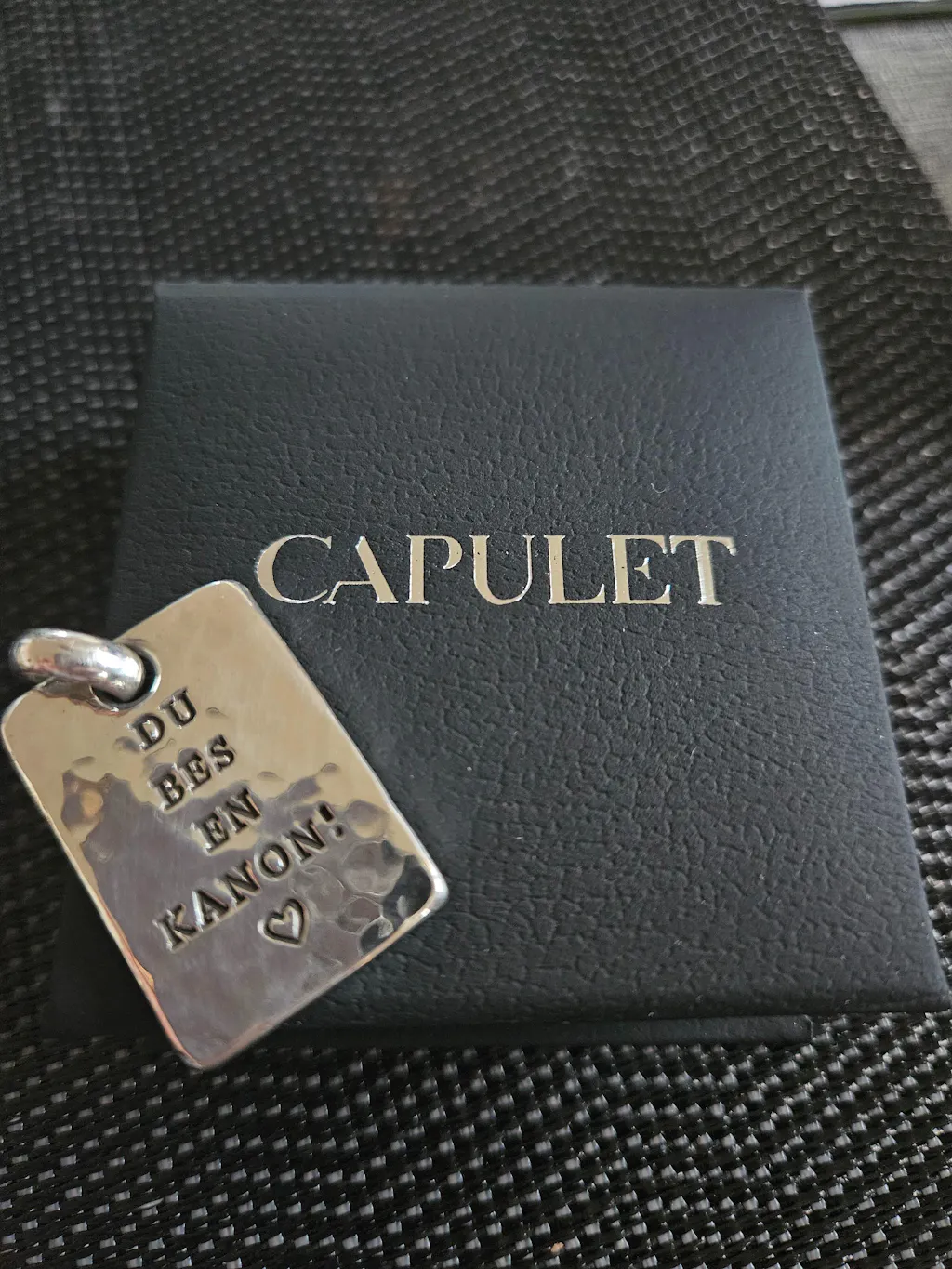 CREED - Anhänger mit Gravur