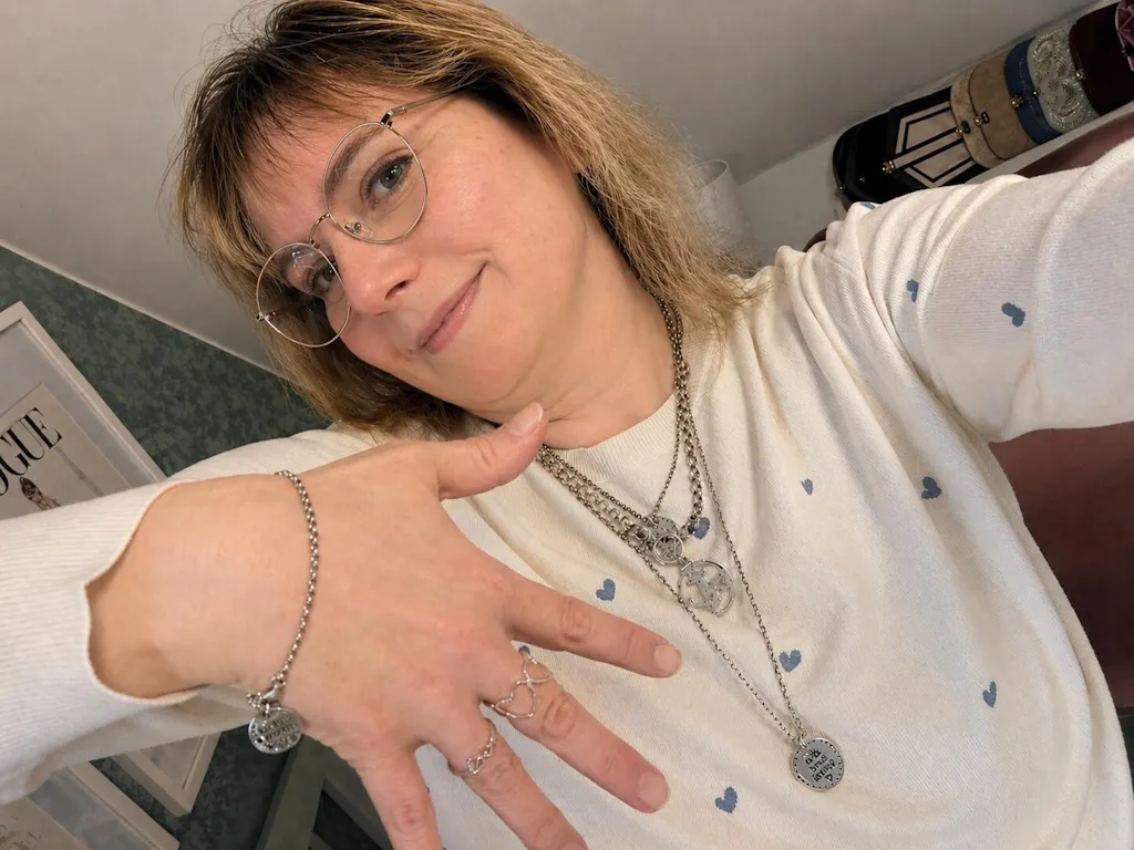 ENDLESS Herz Ring - Silberring & Goldring mit Herzen