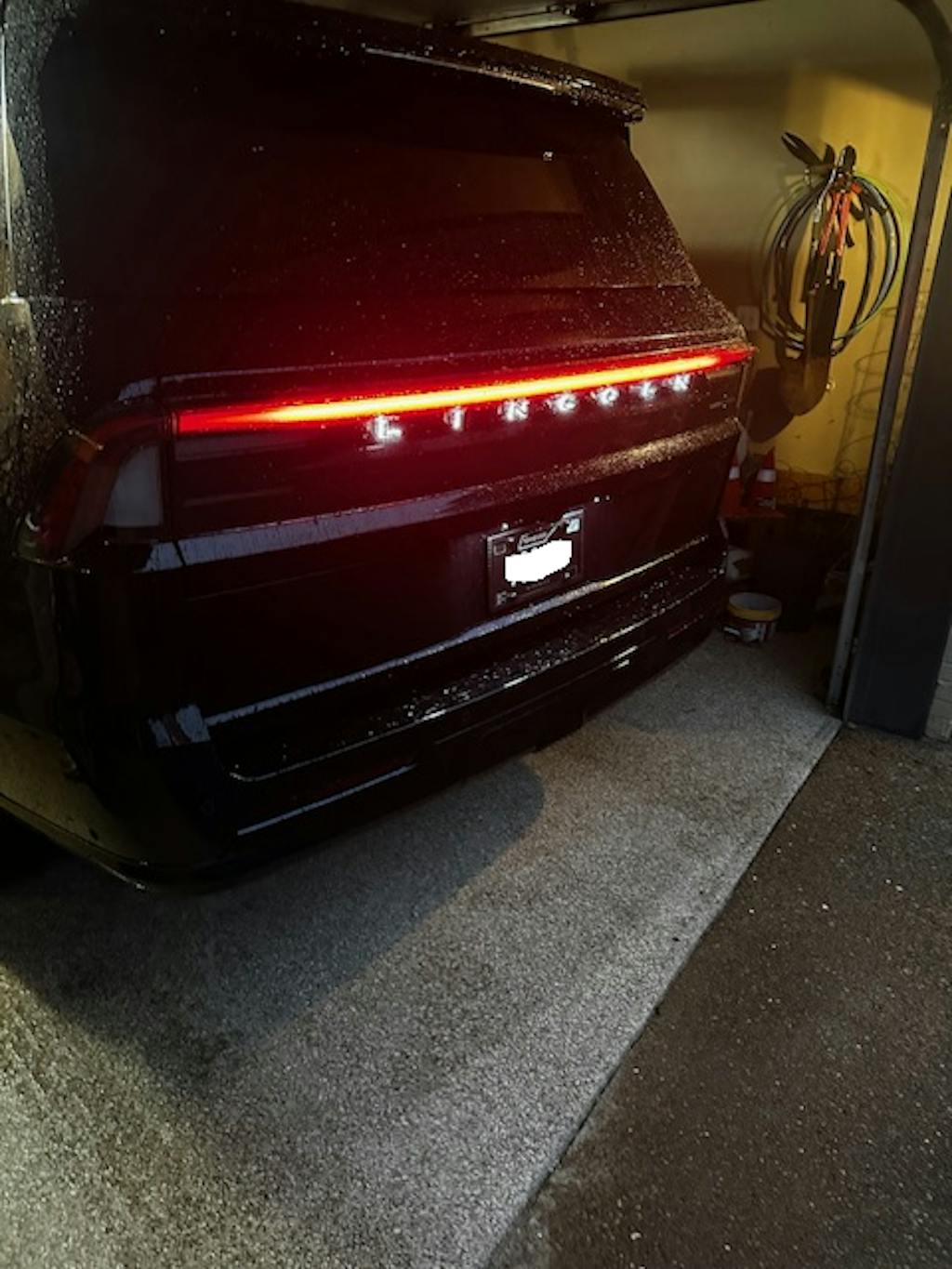 Carbon Fiber License Plate Frame - 4 Holes Minimal - Gloss Finish