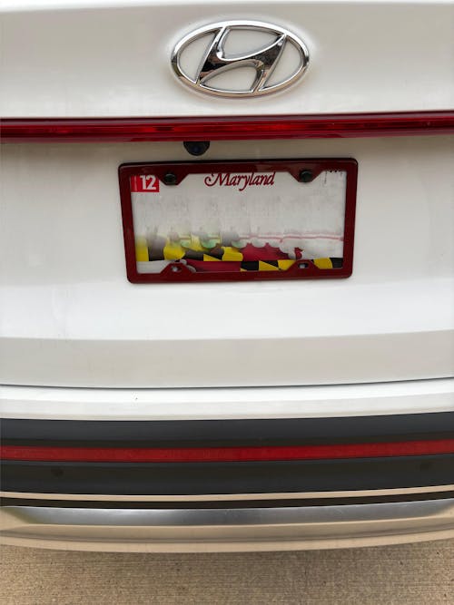 Carbon Fiber / Red Aramid Fiber License Plate Frame - 4 Holes Minimal - Gloss Finish