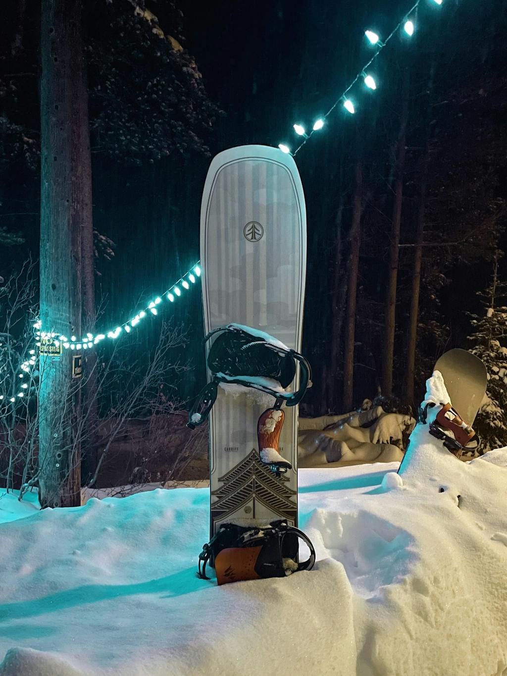 Powgoda Enduro Snowboard: All-Mountain Power – CARDIFF SNOWcraft