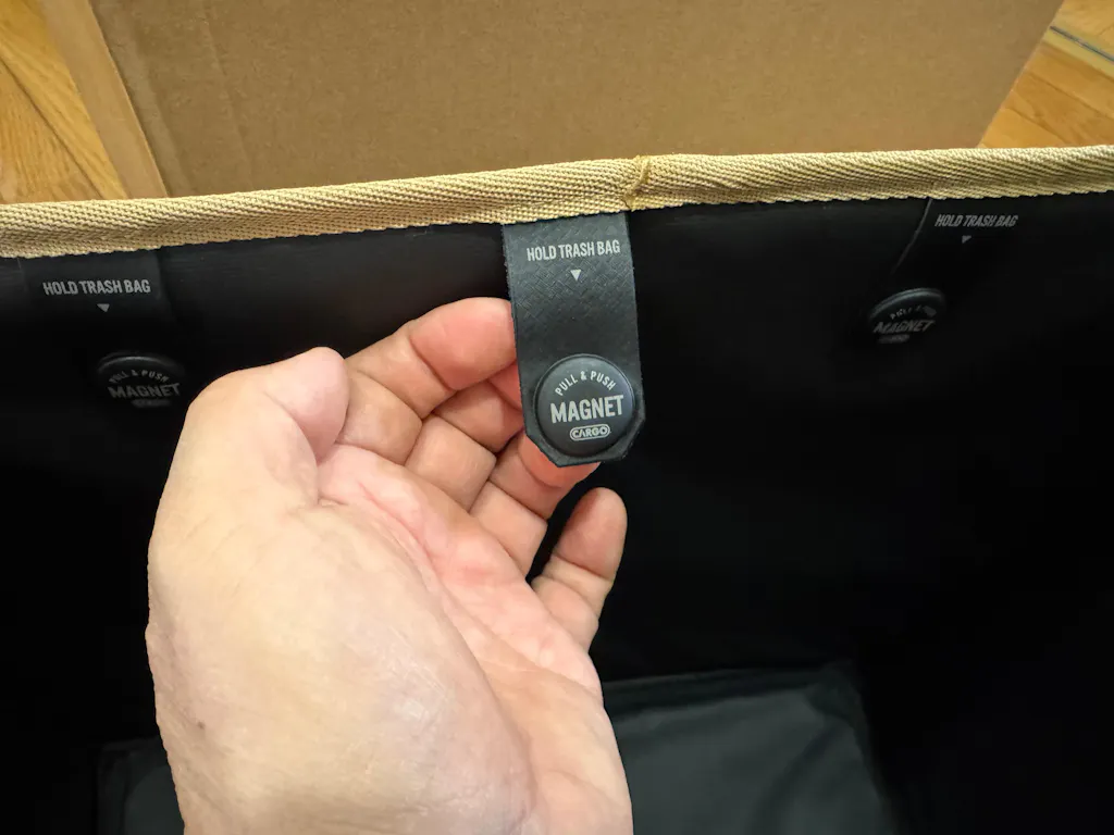 TWIN TRASH BOX