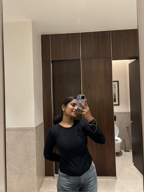 JET BLACK LONG SLEEVE CREW