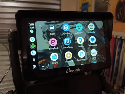 Carpuride W103 & Carpuride W103 Pro & Portable Car Stereo