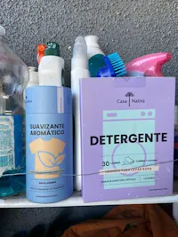 Caja Metálica Celeste Crema