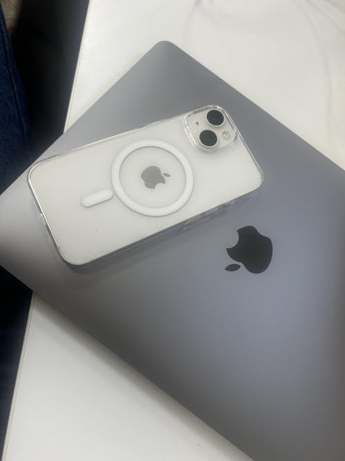 Anti Yellow Magsafe Transparent Clear Case - Iphone 13 (CRYSTAL WHITE TITANIUM)