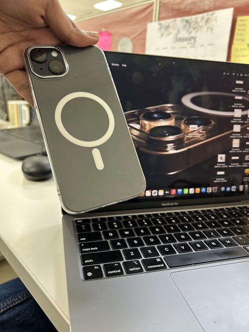 Anti Yellow Magsafe Transparent Clear Case - Iphone 14 Plus ( (CRYSTAL WHITE TITANIUM)