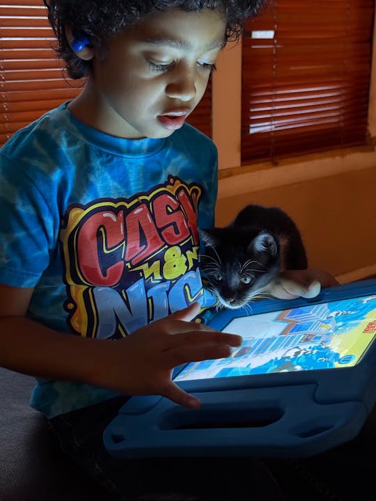 Cash & Nico Tie-Dye Shirt!