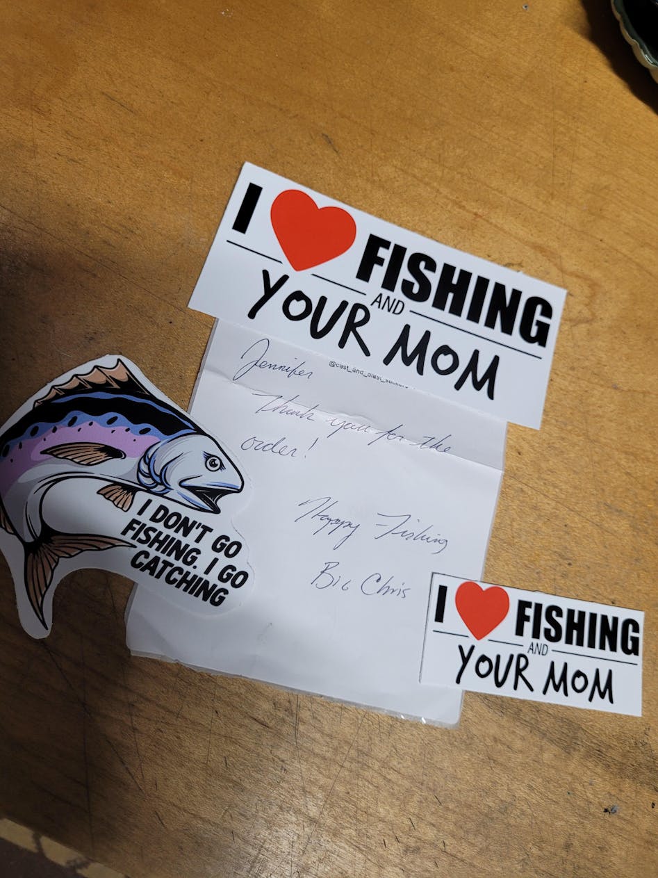 I Love It When She Bends Over - Funny Fishing Sticker