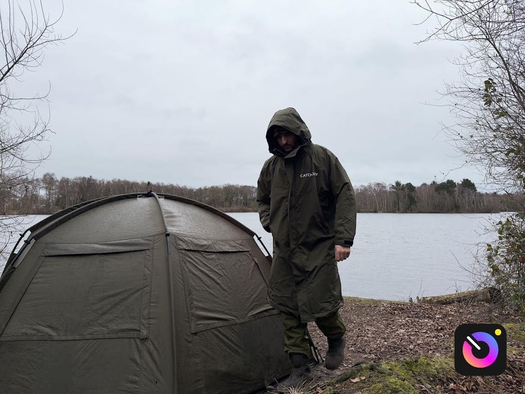 Catchdry Lite Coat - Mesh Lined Waterproof Fishing Coat