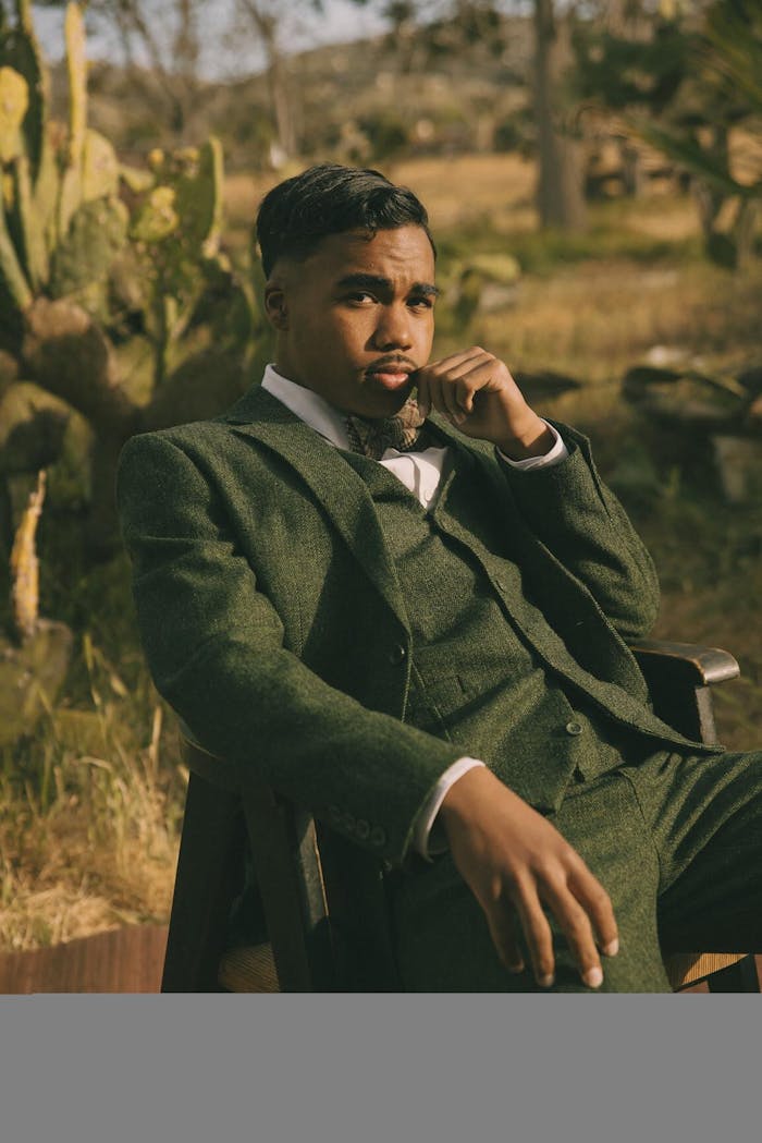 Ceehuteey 3 Pieces Mens Suit Herringbone Business Flat Suit (Blazer+vest+Pants)