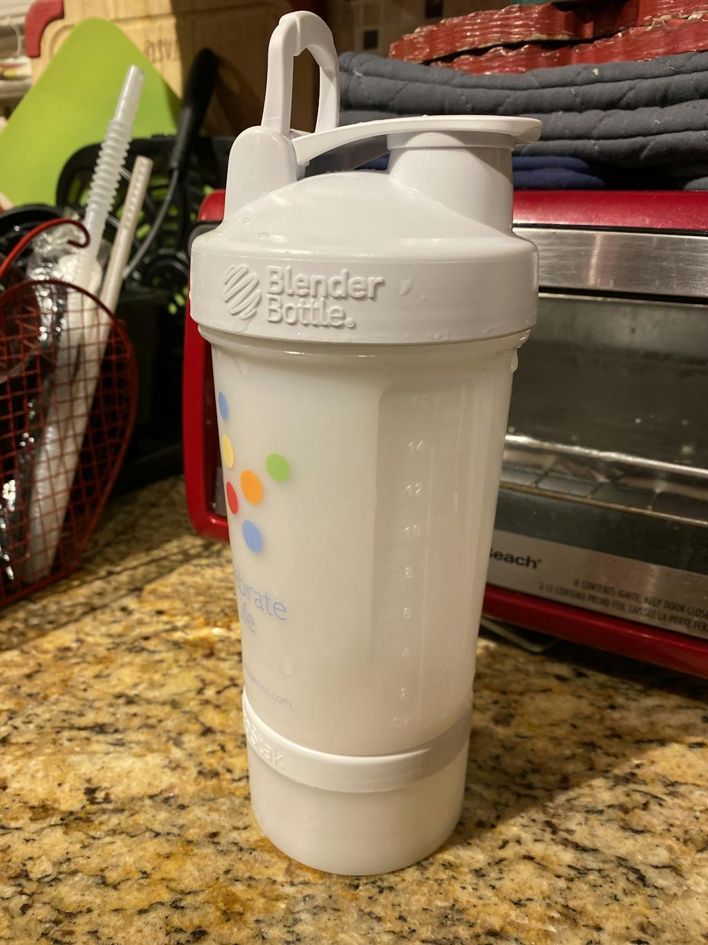 Protein Powder Blender Bottle, 28 oz Shaker Bottle