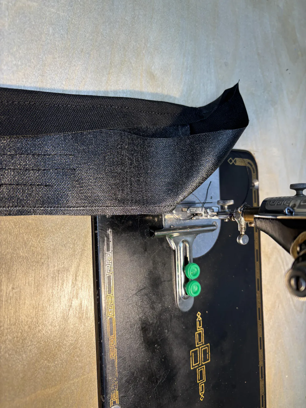 Metal Cloth Guide & Thumb Screw for Singer & Kenmore Sewing Machines