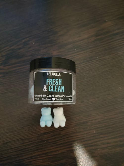 Honey, Oud & Tobacco