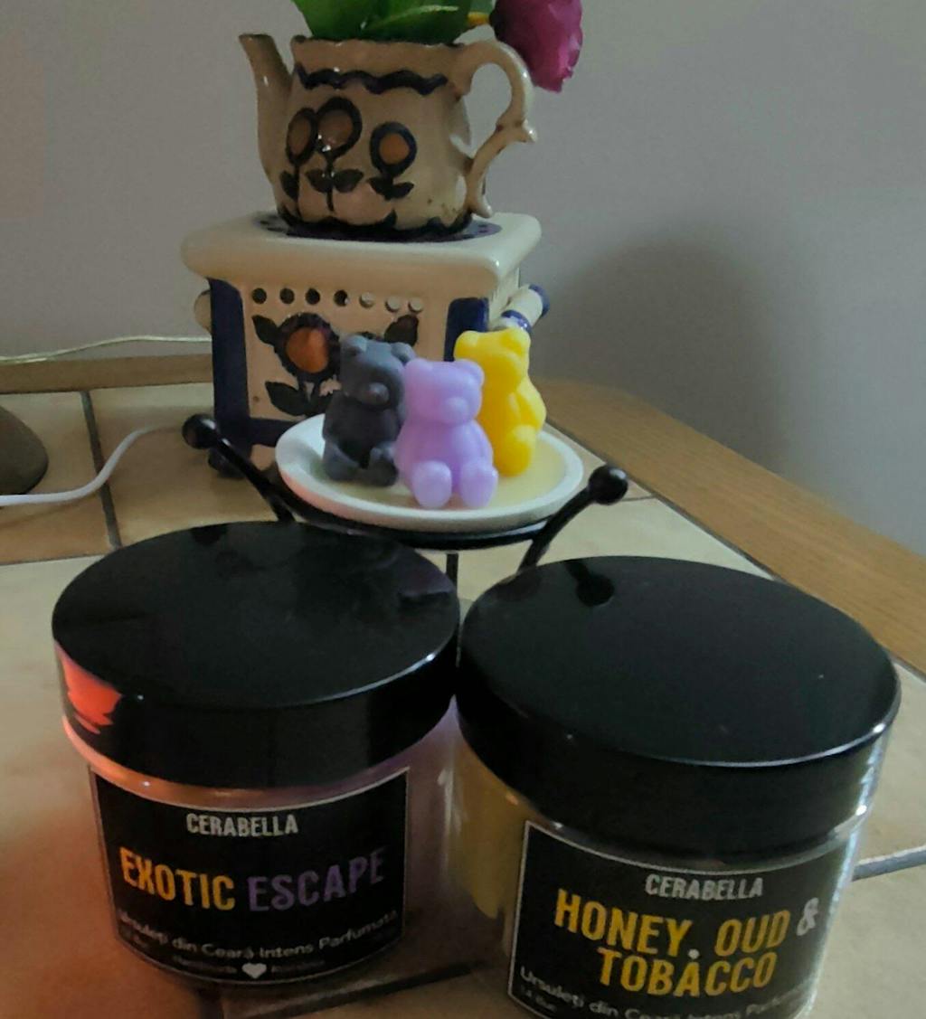 Honey, Oud & Tobacco