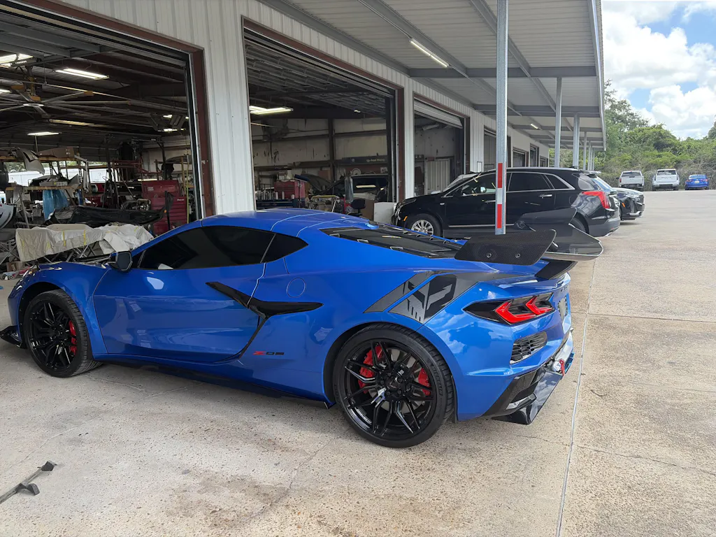 AGM C8 Corvette Z06 / ZR1 / ERay ZR1 High Wing (Visible Carbon