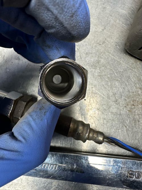 CEL Fix P0420/P0042 Mini Cat CEL Eliminator Mini Catalytic Converter O2 Sensor Adapter Champoo