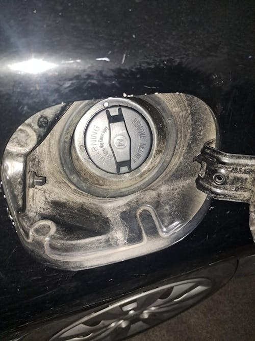 2011-2014 SUBARU EJ36D EJ255 EJ257 EJ25B Fuel Gas Tank Fill Cap 42031SC000