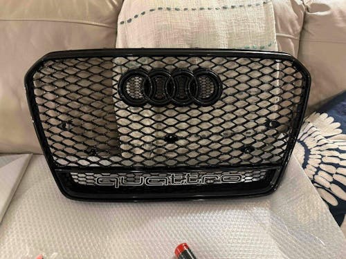 For Audi A6 A6 Sline S6 C7 2015-2018 RS6 Quattro Style Black Grill Honeycomb Mesh Front Bumper Grille With Black Ring Emblem