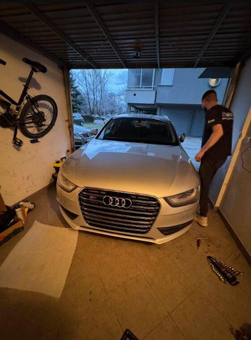 RS7 Style Black Honeycomb Grille for 2010-2015 Audi A7 S7 Sport Mesh Hex Grill Replacement