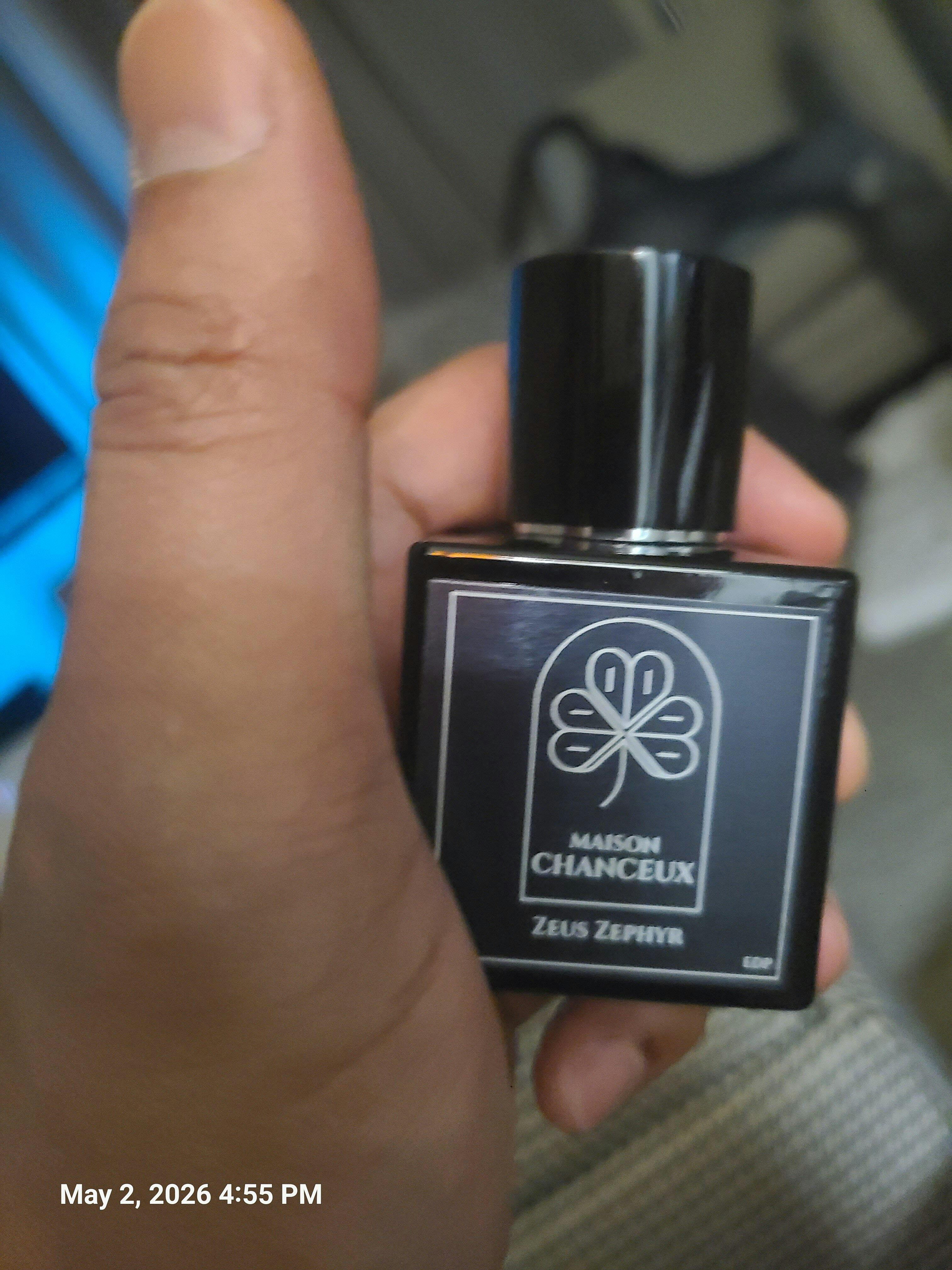 ゼウス オードゥパルファン 100ml Zeus Zephyr | Crisp Citrus Perfume For Men and Women | Chanceux Parfum