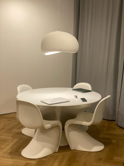 Modern Minimalist Dining Room Lamp