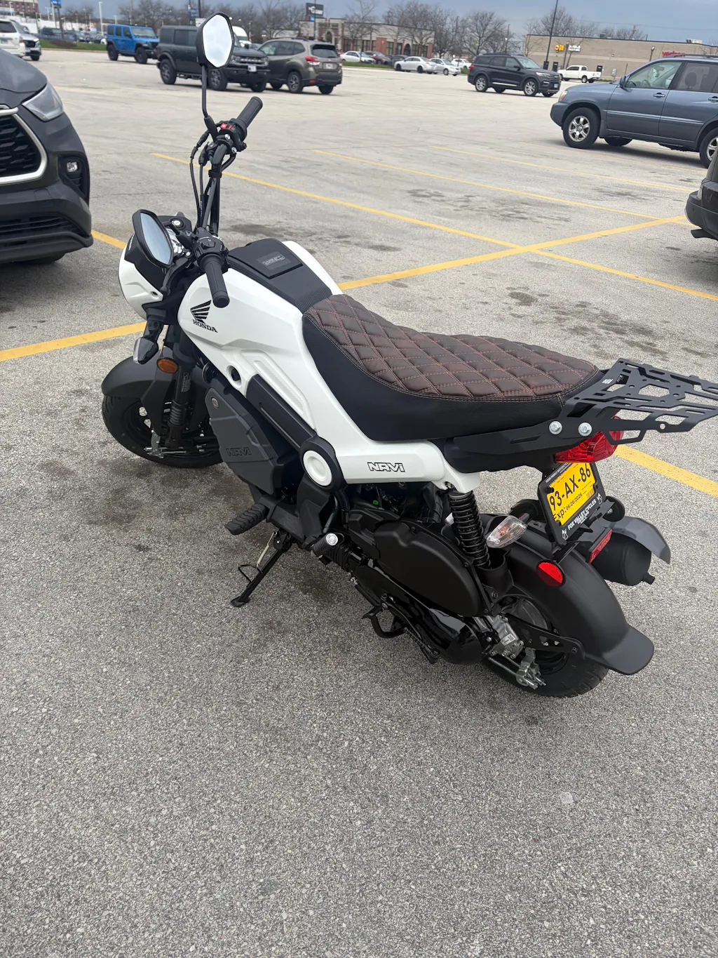 Honda NAVI Deep Brown Tobacco and Black Diamond Seat Cover