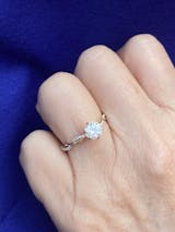 Anillo con diamantes de laboratorio 1.15 ct