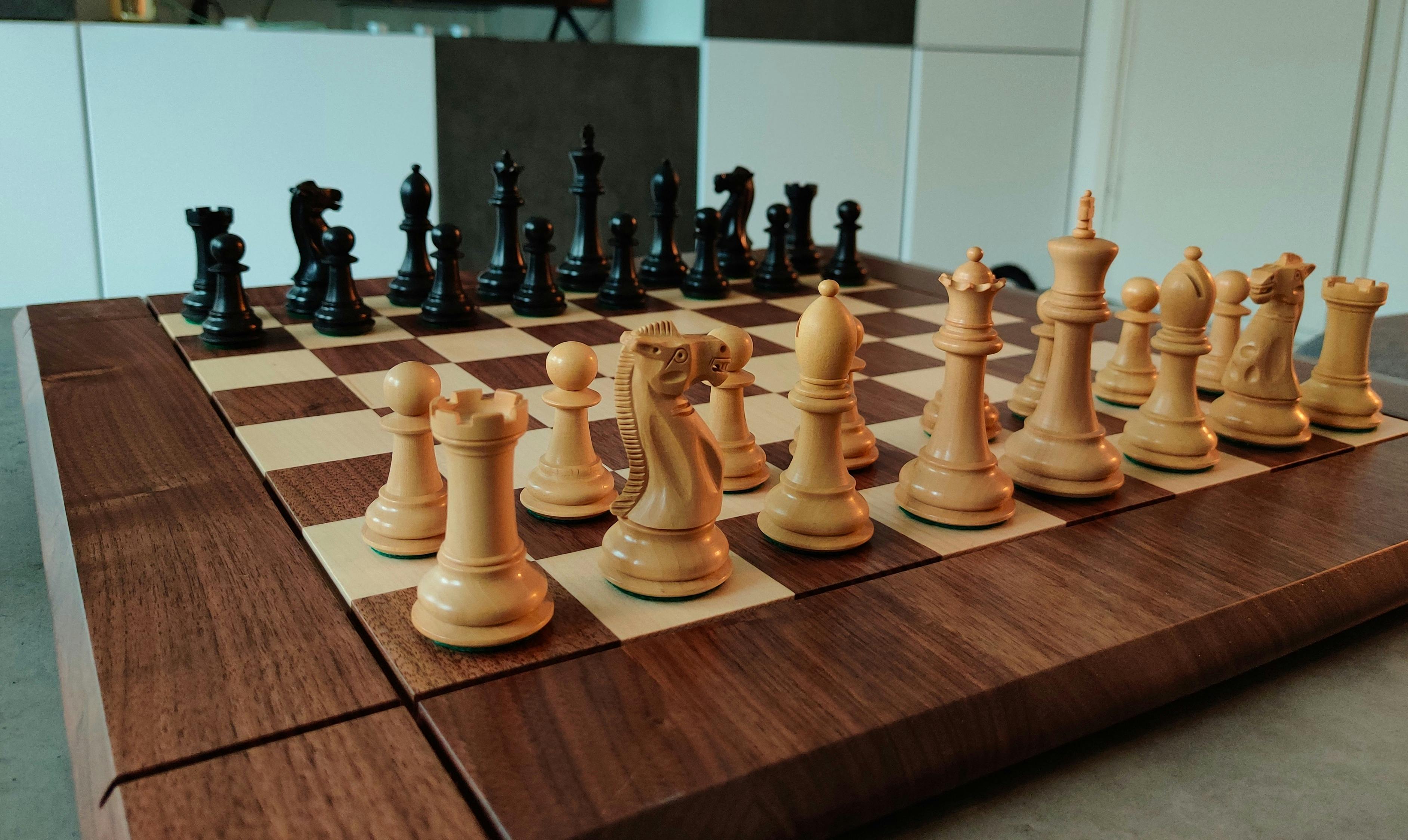 21" Hardwood Player's Chessboard JLP, USA Chess House