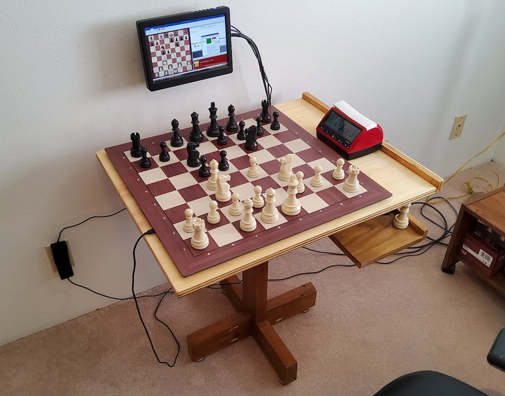 DGT Smart Board Electronic Interface Chess Set
