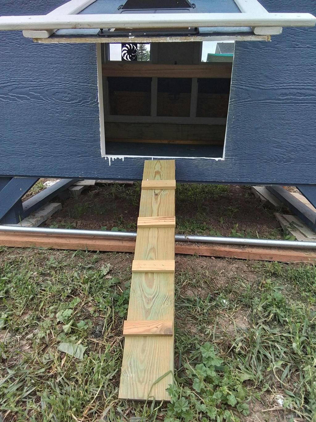 OverEZ® Large Chicken Coop Kit (up to 15 chickens)