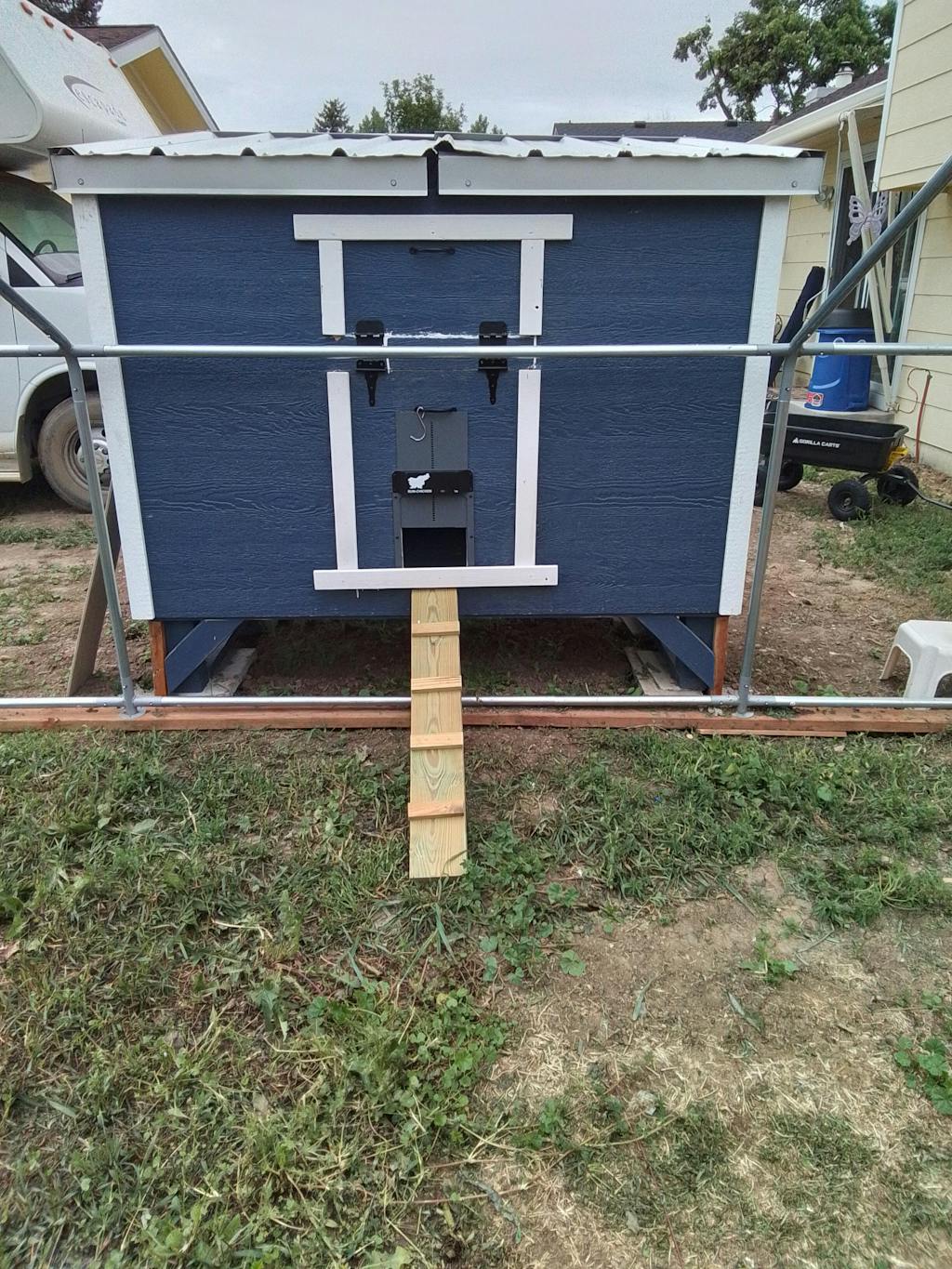 OverEZ® Large Chicken Coop Kit (up to 15 chickens)