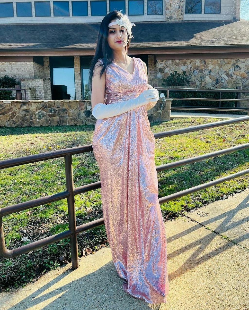 Sparkly V-neck Sequin Long Mermaid Bridesmaid Dresses UK Online