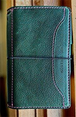 Sidekick Natural: Personal-Sized Leather Traveler's Notebook Sidekick Natural: Personal-Sized Leather Traveler's Notebook