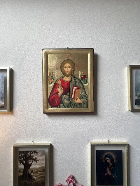 Jesus Christ Pantocrator - Aged wooden icon in canvas with gold background on carved wood - Mount Athos