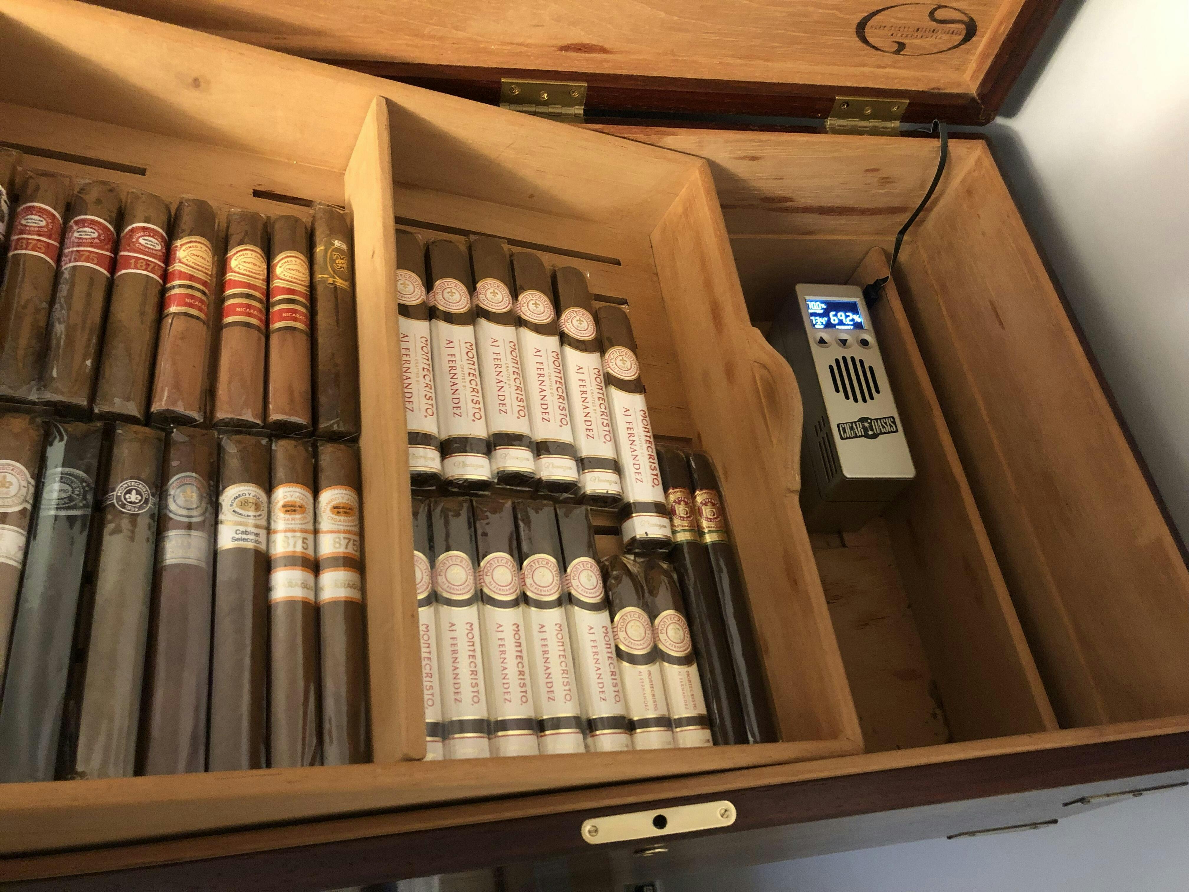 Cigar Oasis Excel 3.0 Electronic Humidifier