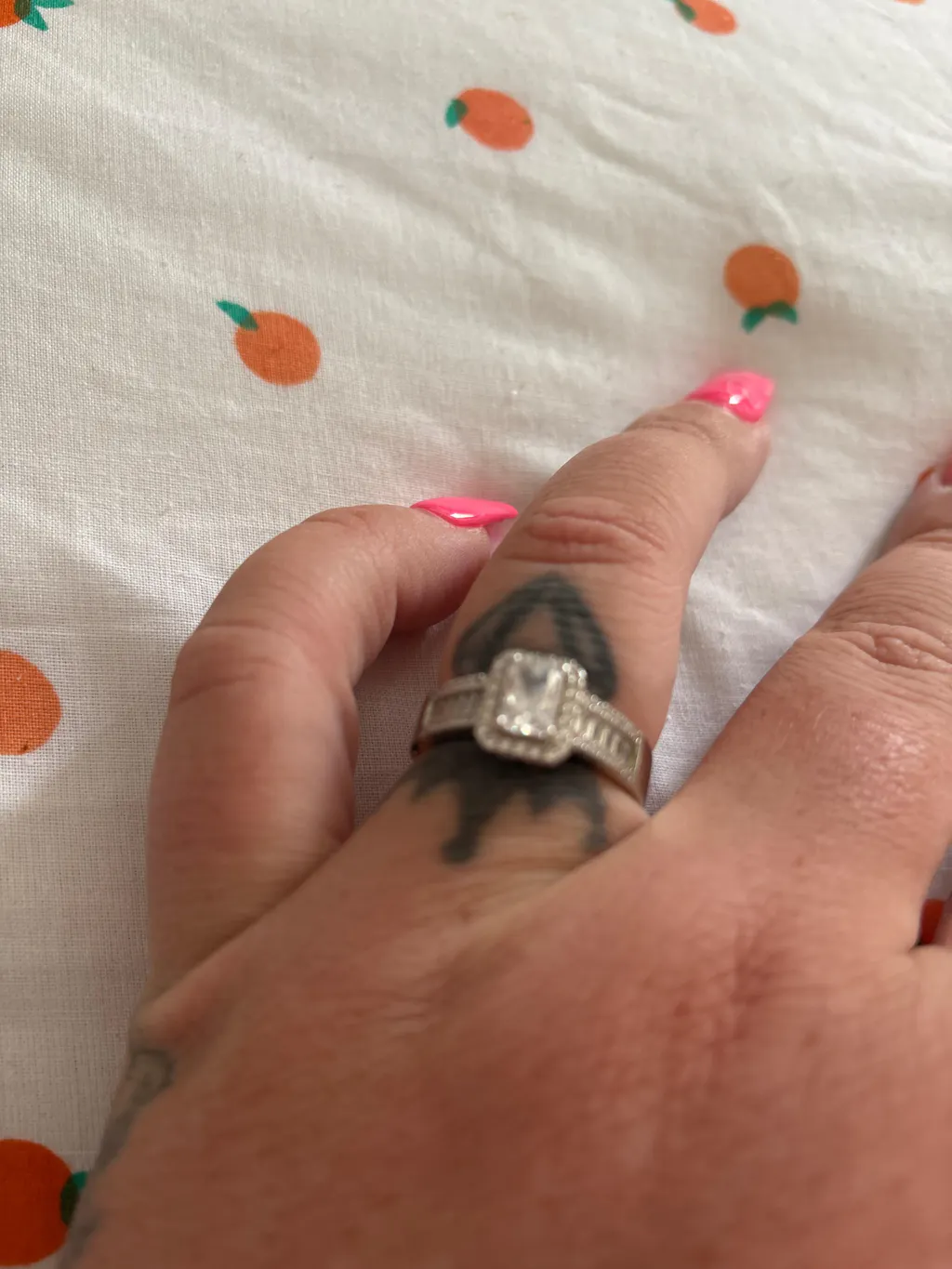 925 Sterling Silver Emerald Cut Solitaire Ring with Baguette Cut Shoulders