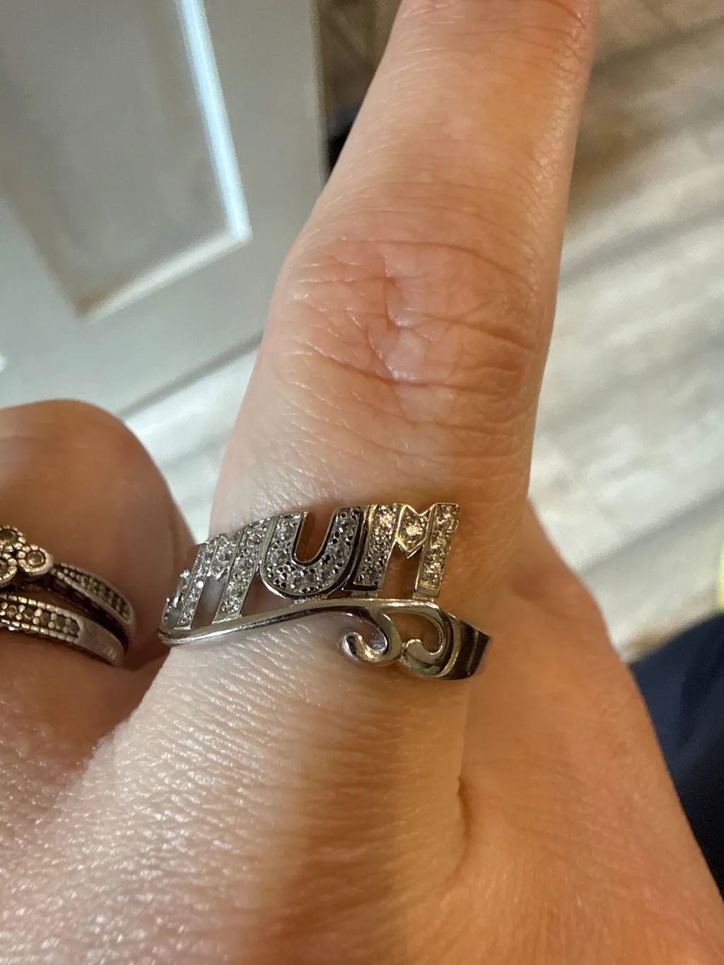 925 Sterling Silver Mum Cz Ring